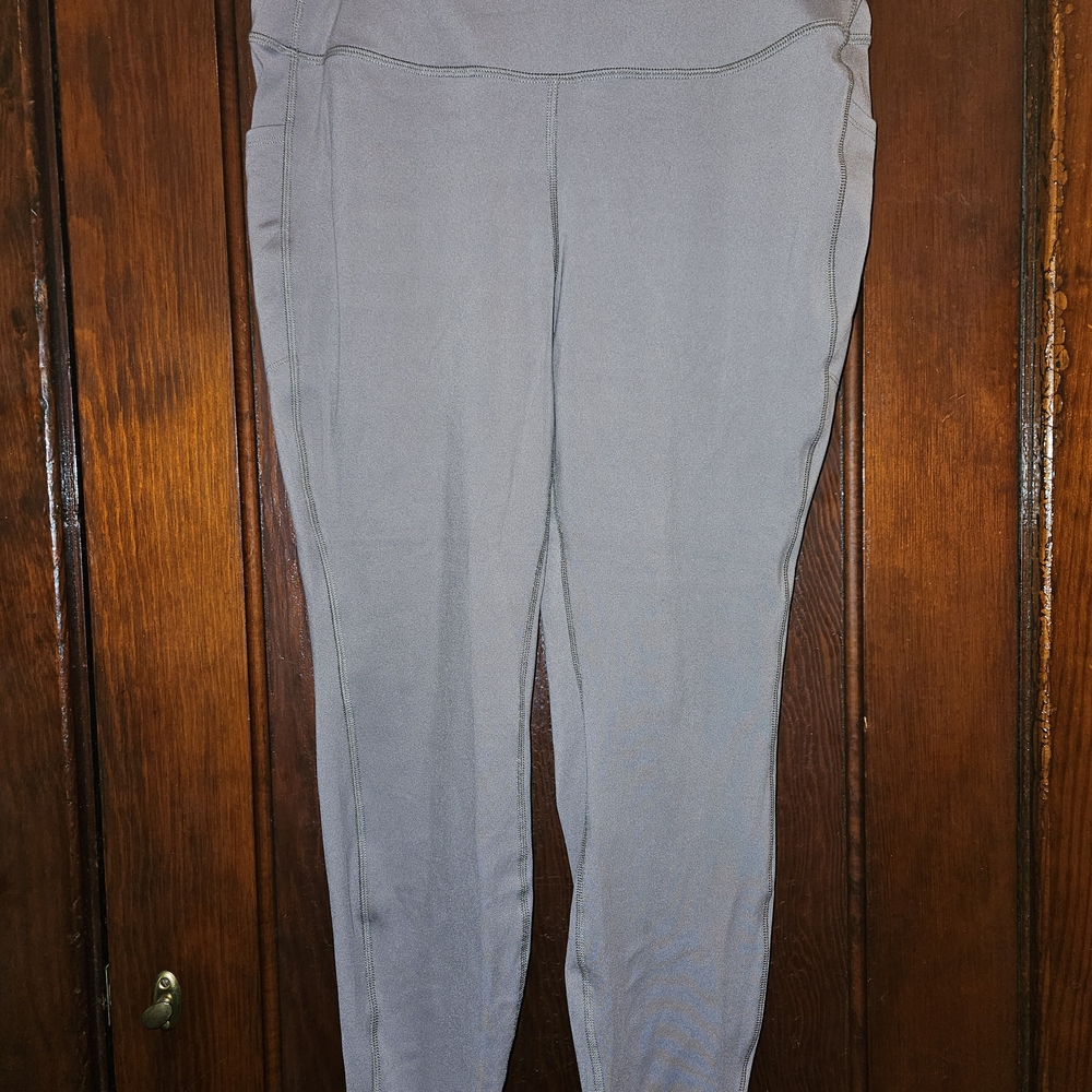 All in Motion Gray Leggings for Active Comfort